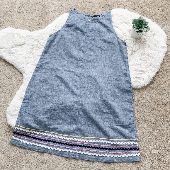 For Cynthia Chambray Sleeveless Shift Dress- Size Medium - Picture 1 of 11